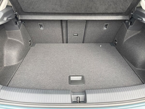 Used Volkswagen T-Roc 2025 for sale - 76027520: Photo 17