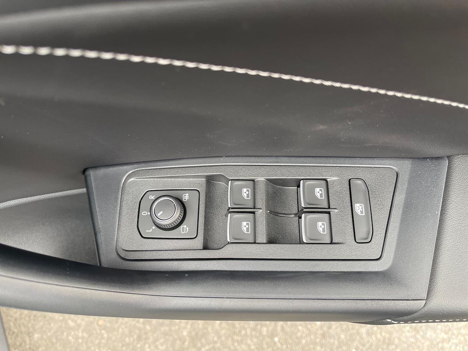 Used Volkswagen T-Roc 2025 for sale - 76027520: Photo 21