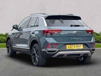 Used Volkswagen T-Roc 2025 for sale - 76027520: Photo 2