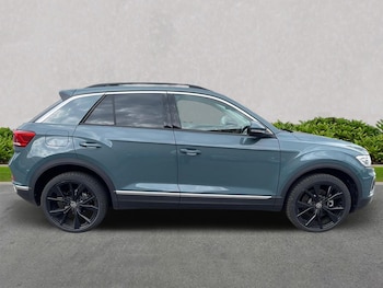 Used Volkswagen T-Roc 2025 for sale - 76027520: Photo 3