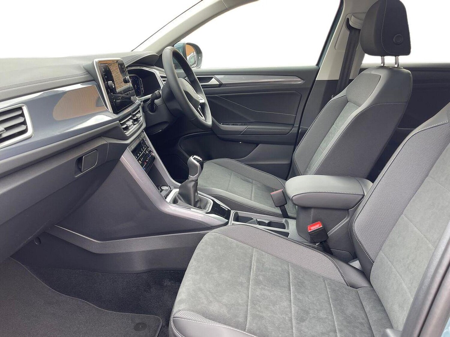 Used Volkswagen T-Roc 2025 for sale - 76027520: Photo 7