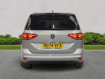 Used Volkswagen Touran 2024 for sale - 76019508: Photo 4