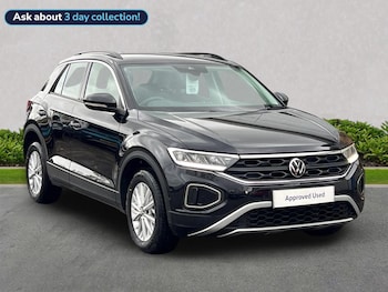 Used Volkswagen T-Roc 2023 for sale - 76436560: Photo