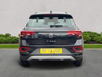 Used Volkswagen T-Roc 2023 for sale - 76436560: Photo