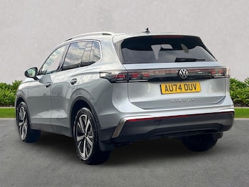 Used Volkswagen Tiguan 2024 for sale - 76490787: Photo