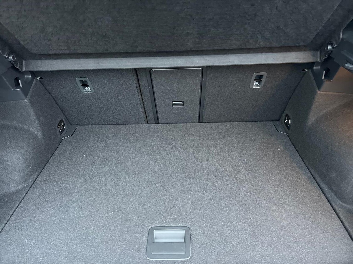 Used Volkswagen T-Roc 2022 for sale - 76963539: Photo 17