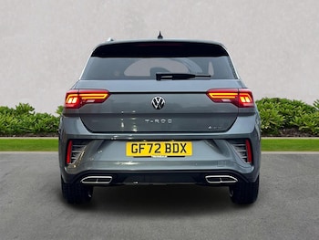 Used Volkswagen T-Roc 2022 for sale - 76963539: Photo