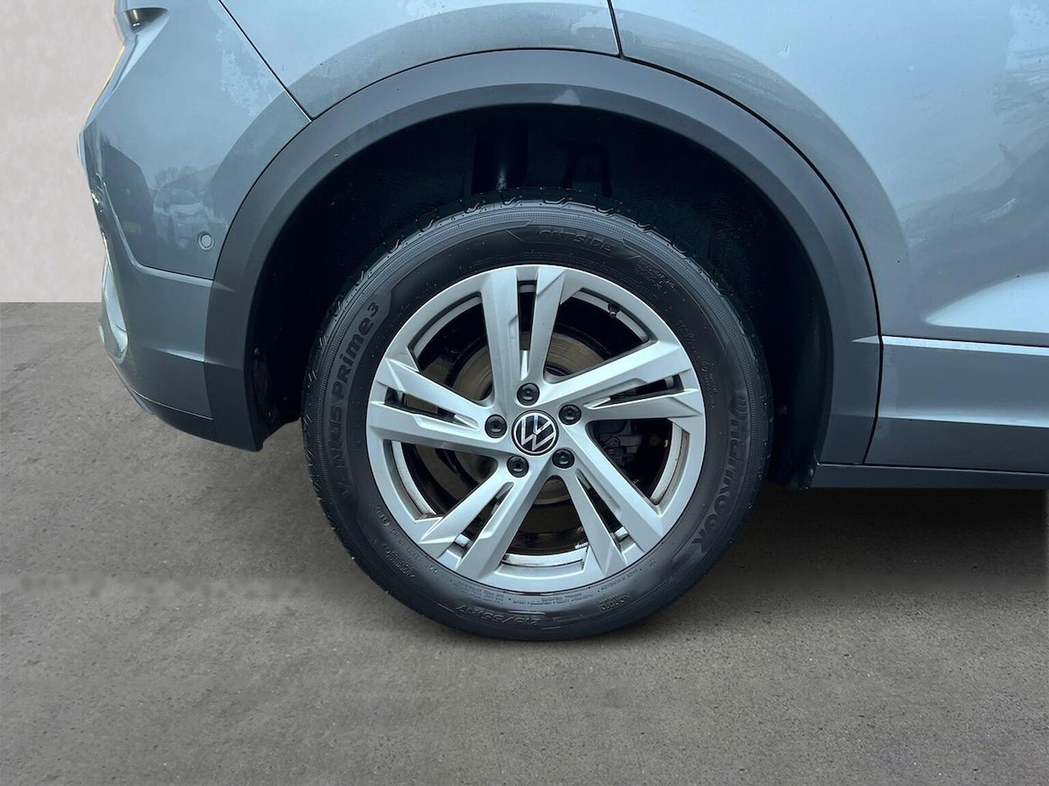 Used Volkswagen T-Roc 2022 for sale - 76963539: Photo 6