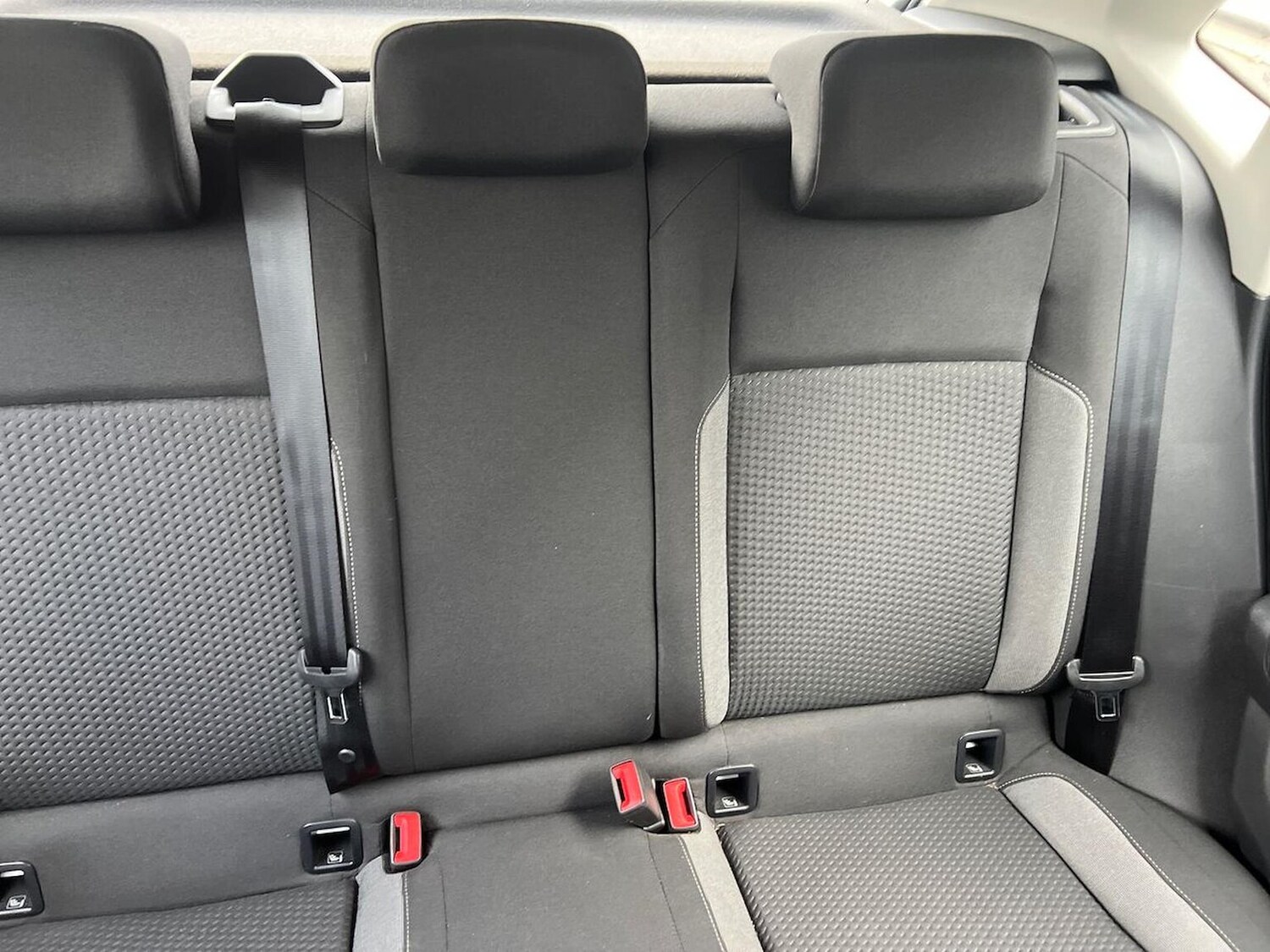 Used Volkswagen Polo 2022 for sale - 76490779: Photo 16