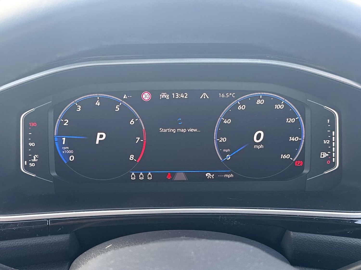 Used Volkswagen T-Roc 2024 for sale - 78210225: Photo 10