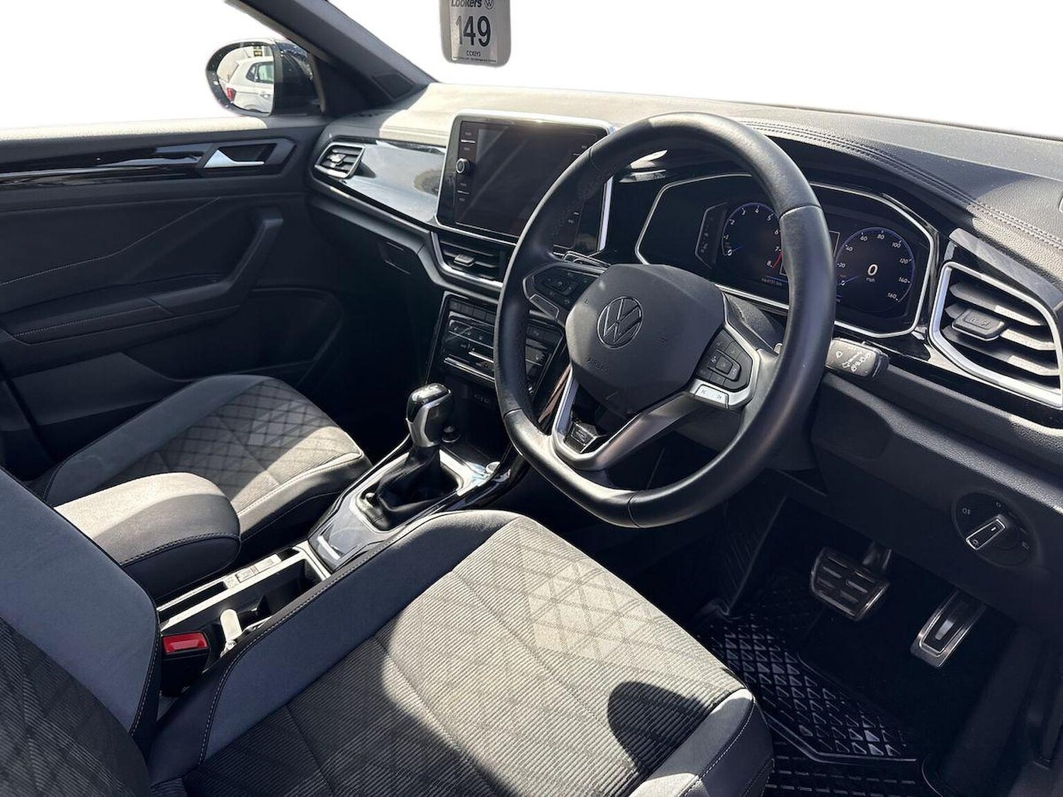 Used Volkswagen T-Roc 2024 for sale - 78210225: Photo 15