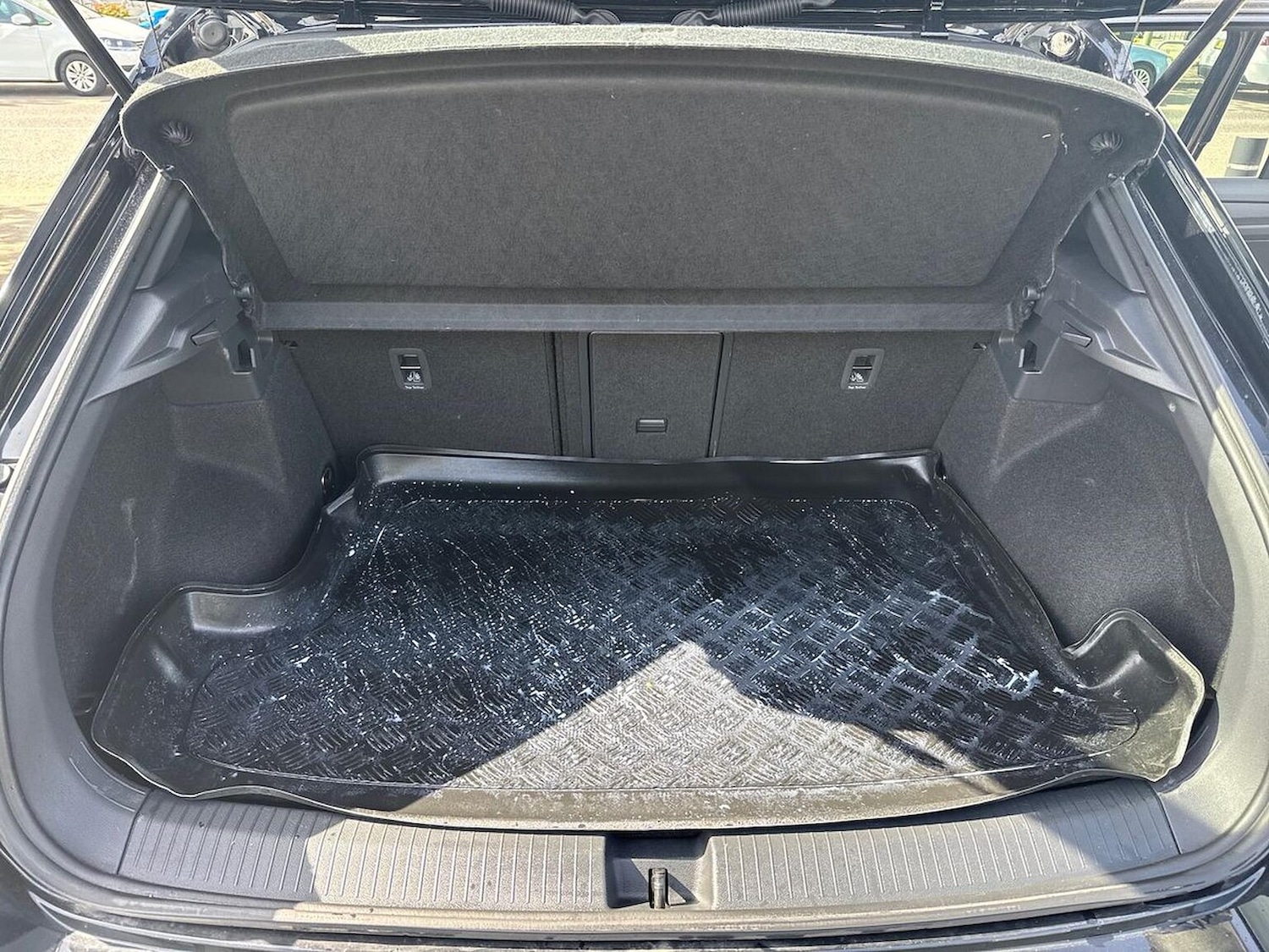 Used Volkswagen T-Roc 2024 for sale - 78210225: Photo 17