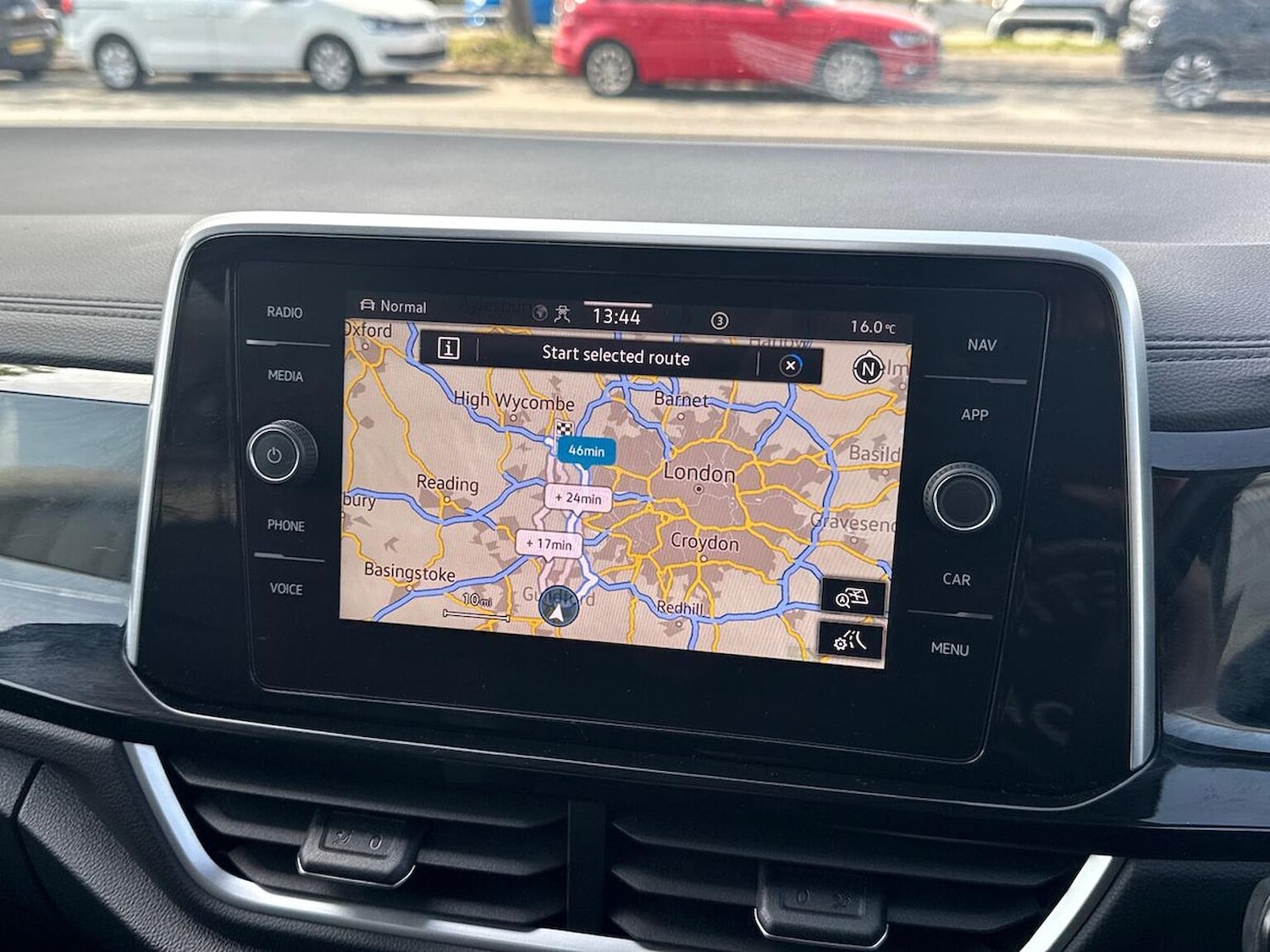 Used Volkswagen T-Roc 2024 for sale - 78210225: Photo 24