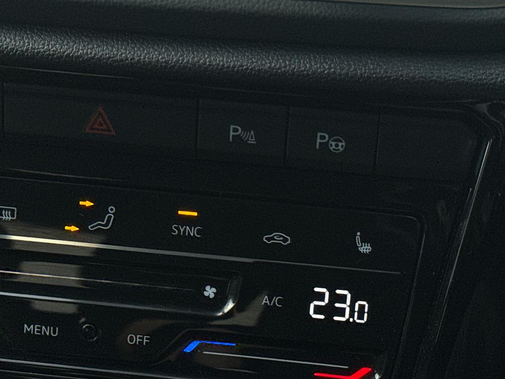 Used Volkswagen T-Roc 2024 for sale - 78210225: Photo 25