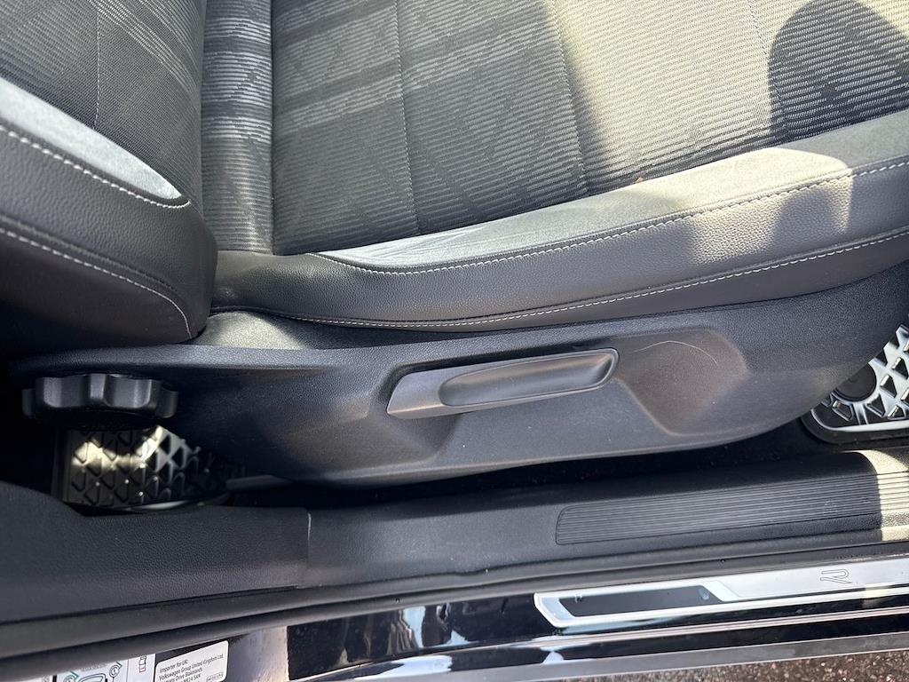 Used Volkswagen T-Roc 2024 for sale - 78210225: Photo 30