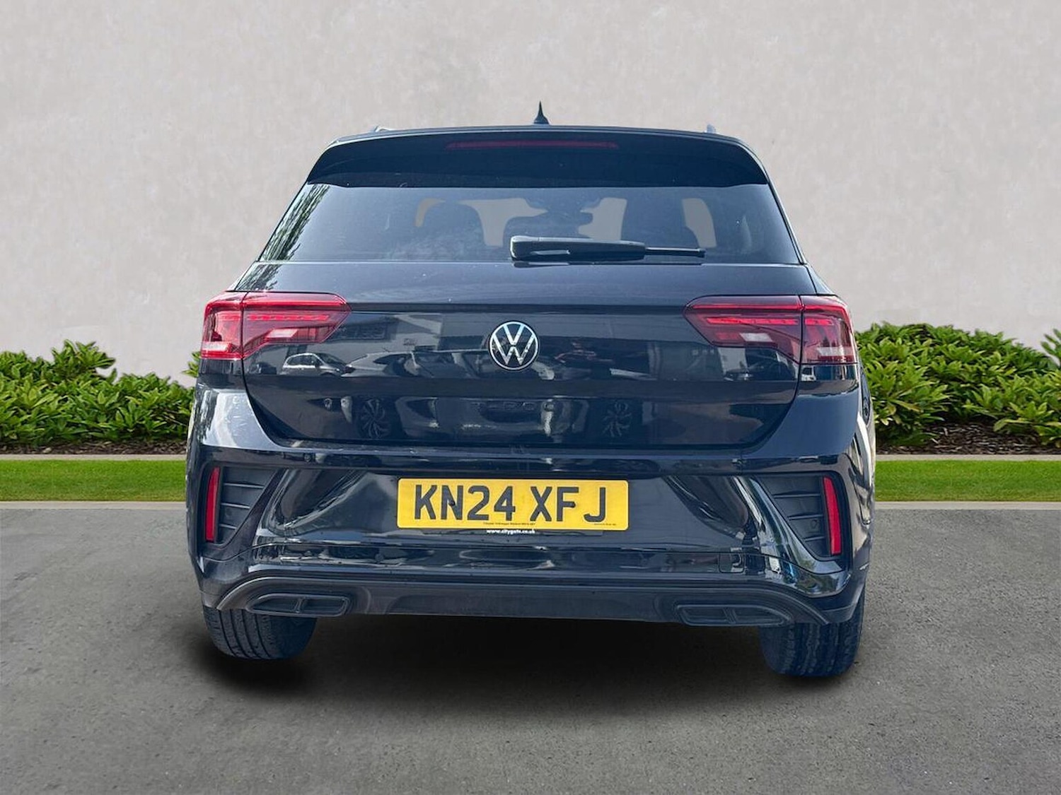 Used Volkswagen T-Roc 2024 for sale - 78210225: Photo 4