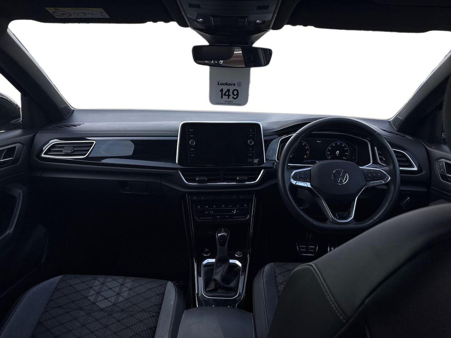 Used Volkswagen T-Roc 2024 for sale - 78210225: Photo 8