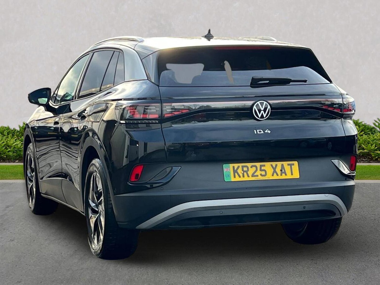 Used Volkswagen ID.4 2025 for sale - 76577298: Photo 2