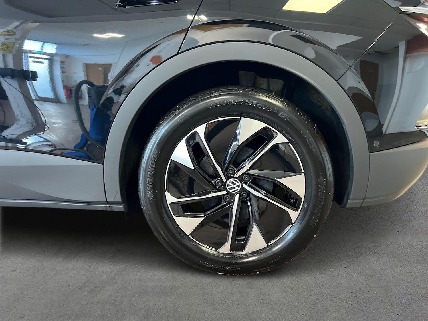 Used Volkswagen ID.4 2025 for sale - 76577298: Photo 6