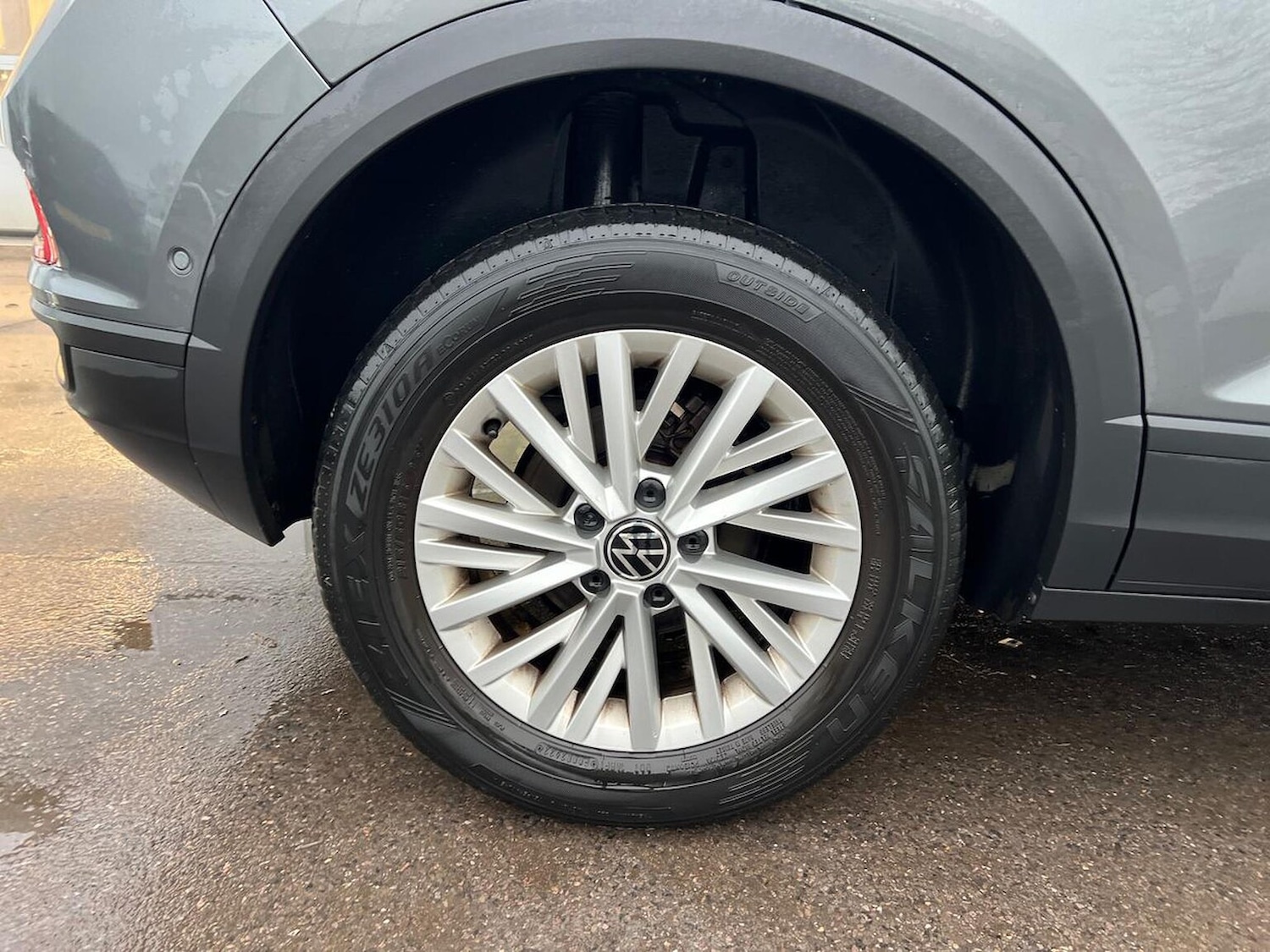 Used Volkswagen T-Roc 2022 for sale - 76963549: Photo 6