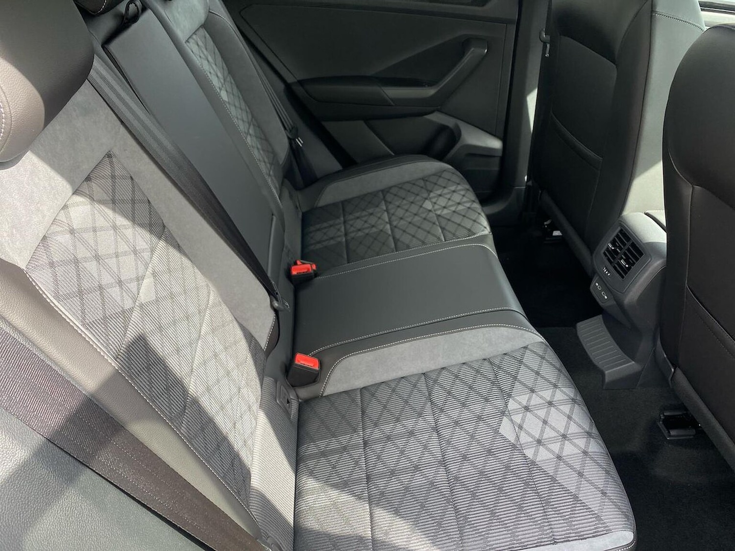 Used Volkswagen T-Roc 2026 for sale - 78194283: Photo 16