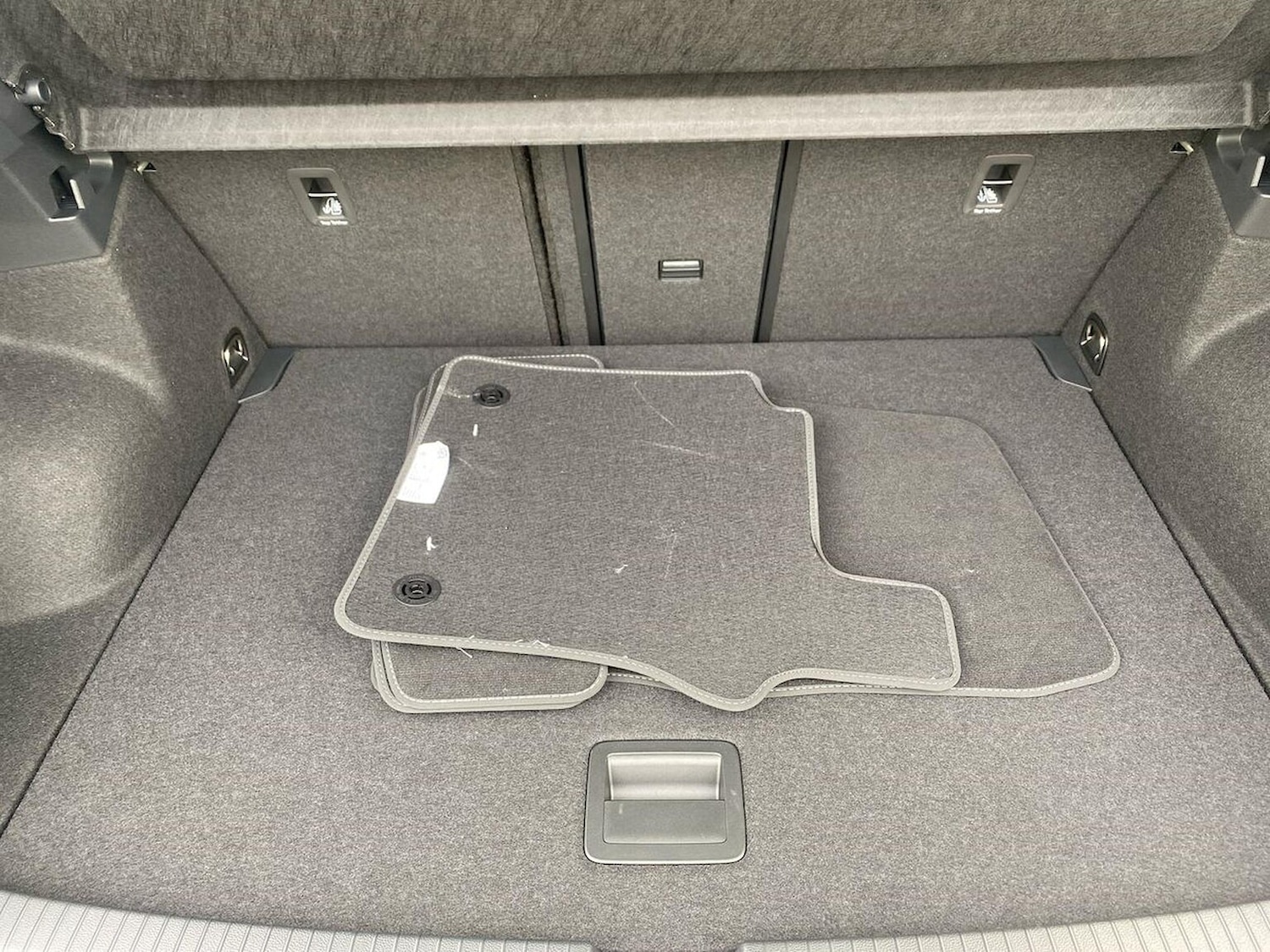 Used Volkswagen T-Roc 2026 for sale - 78194283: Photo 17