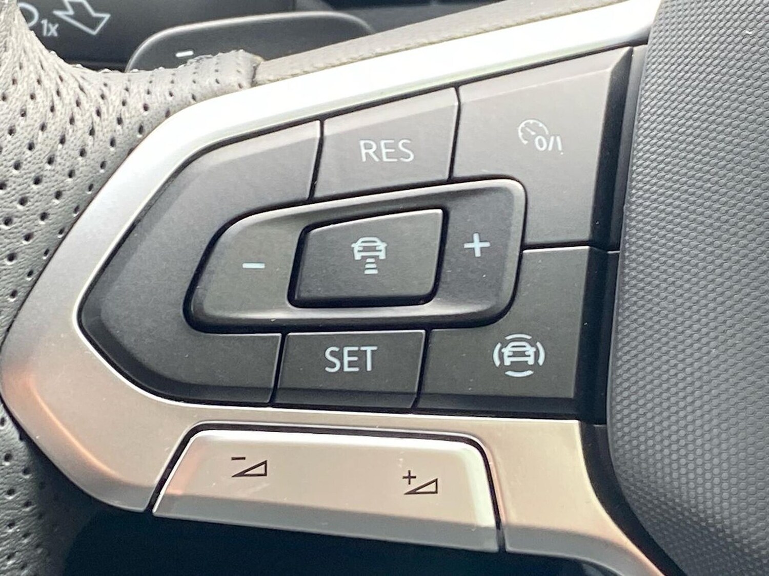 Used Volkswagen T-Roc 2026 for sale - 78194283: Photo 27