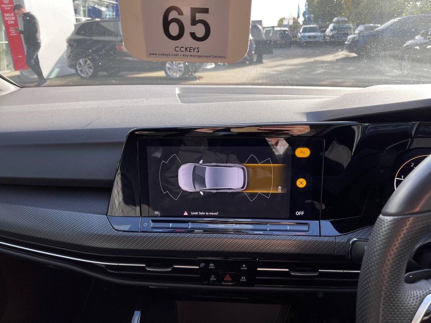 Used Volkswagen Golf 2024 for sale - 76170711: Photo 23