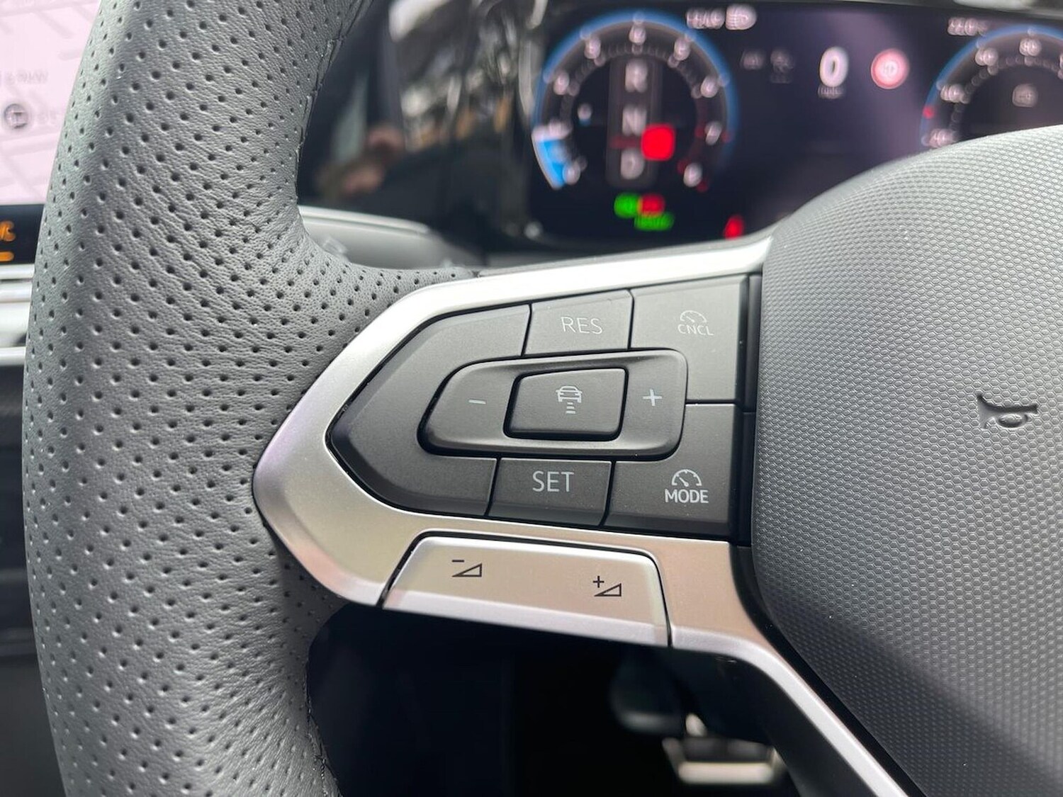 Used Volkswagen Golf 2025 for sale - 75627286: Photo 25