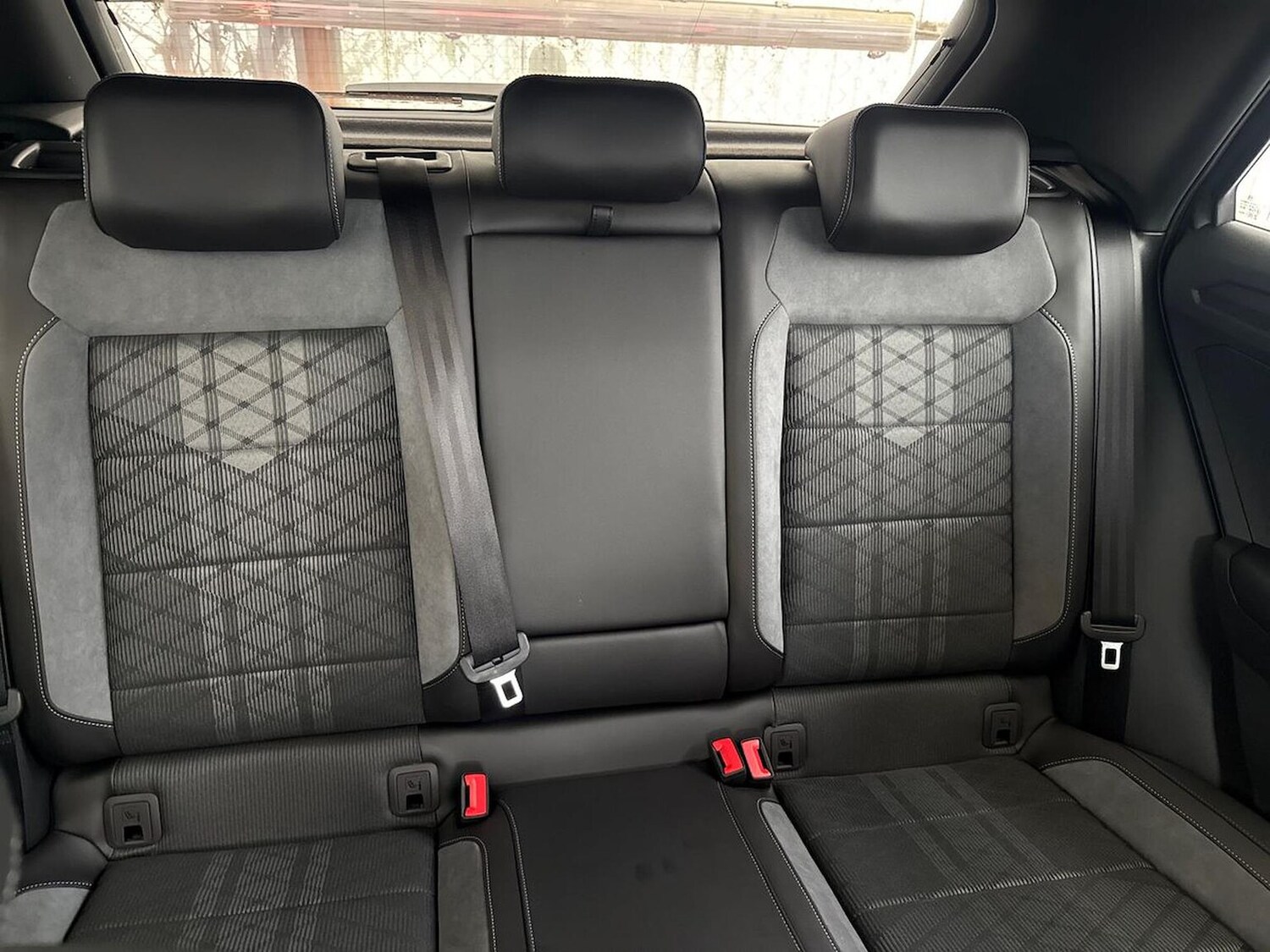 Used Volkswagen T-Roc 2025 for sale - 77542489: Photo 16