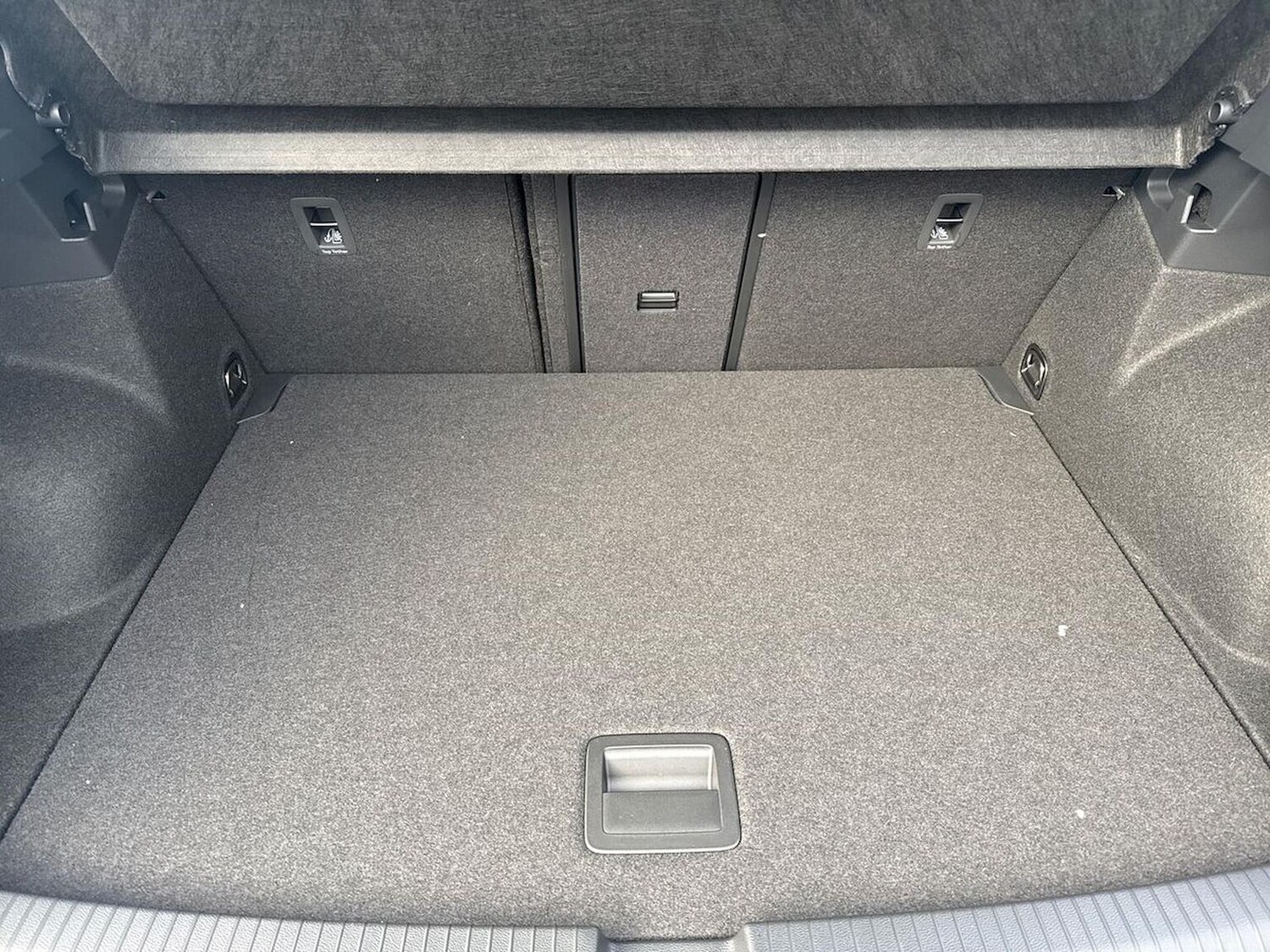 Used Volkswagen T-Roc 2025 for sale - 77542489: Photo 17