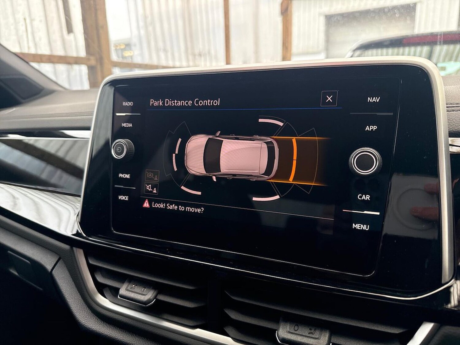 Used Volkswagen T-Roc 2025 for sale - 77542489: Photo 22