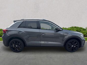 Used Volkswagen T-Roc 2025 for sale - 77542489: Photo
