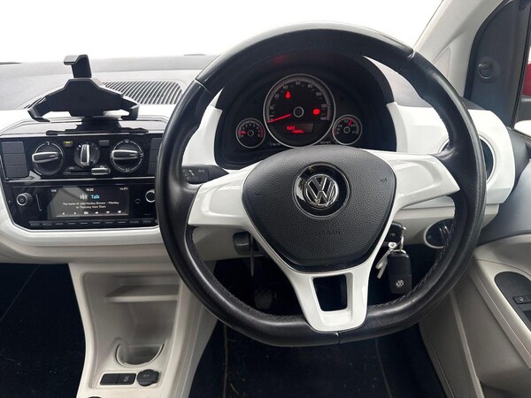 Used Volkswagen up! 2017 for sale - 76268366: Photo 9