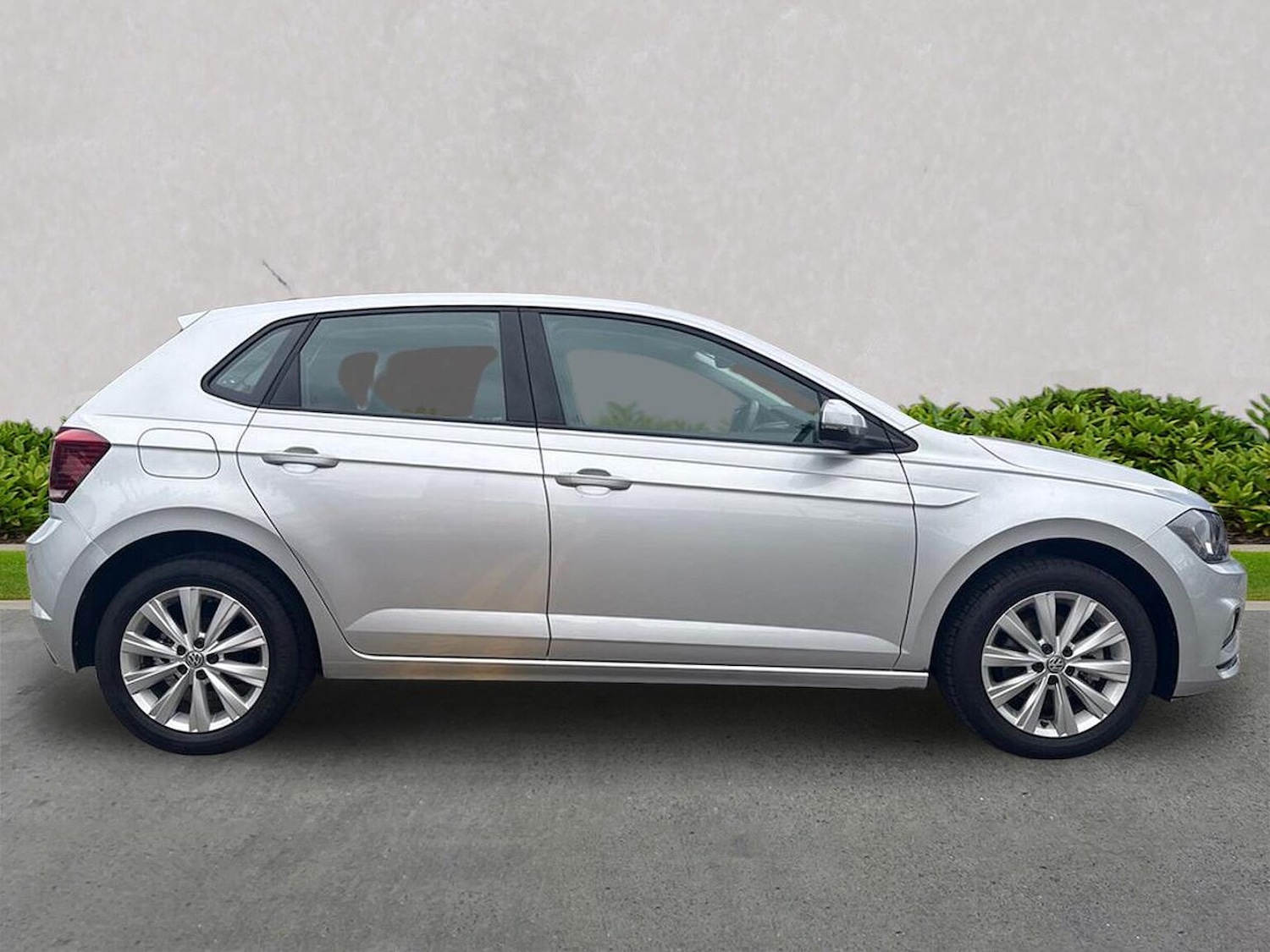 Used Volkswagen Polo 2020 for sale - 76253703: Photo 3