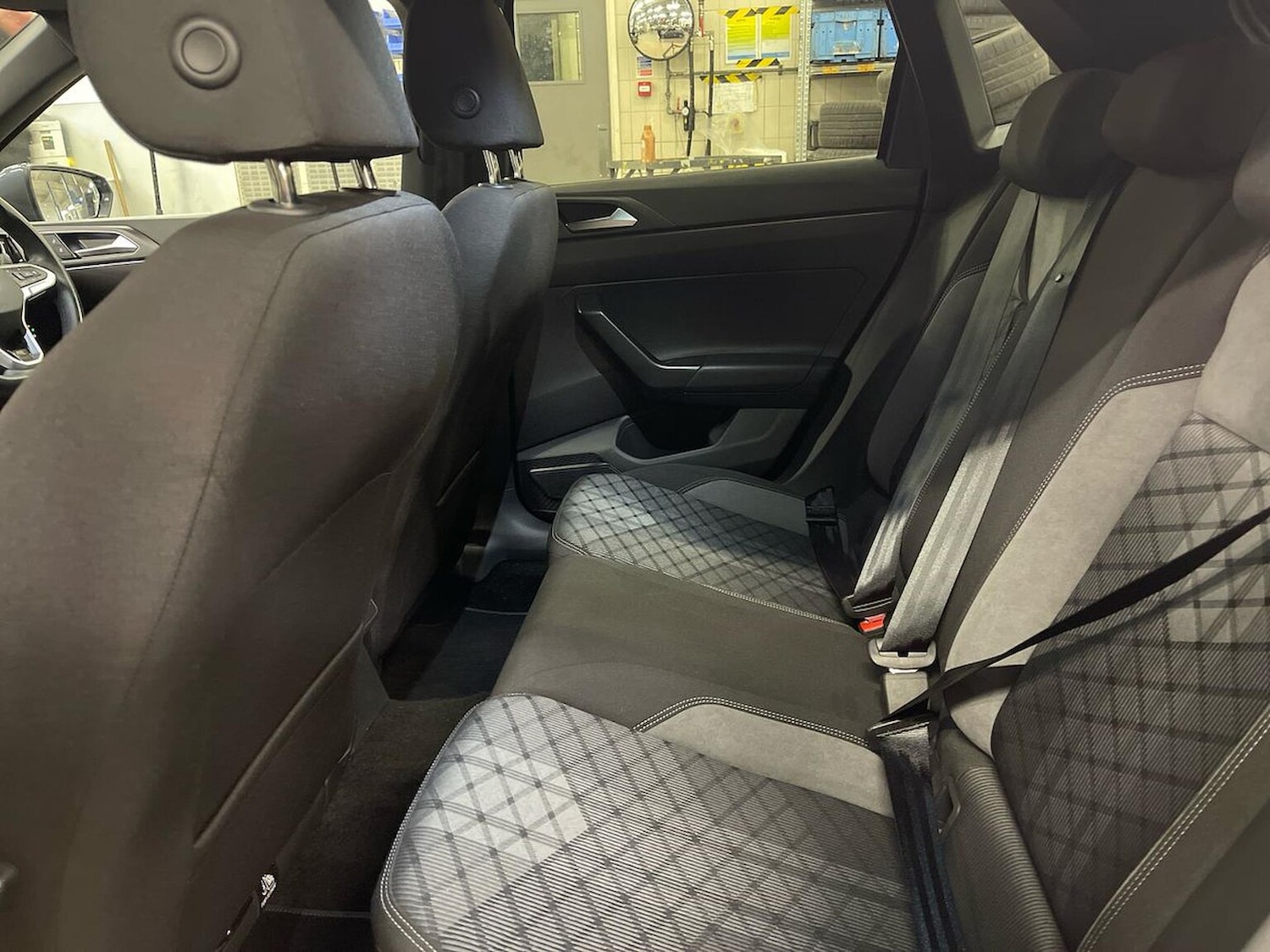 Used Volkswagen Polo 2024 for sale - 76628174: Photo 16