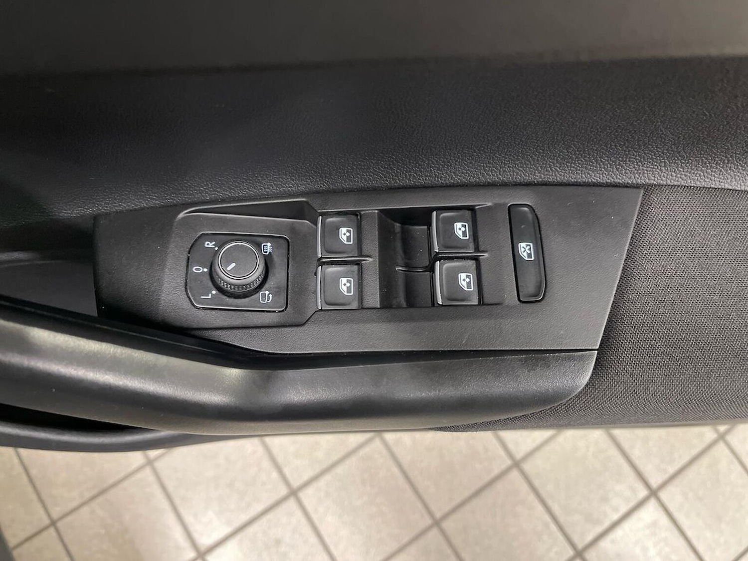 Used Volkswagen Polo 2024 for sale - 76628174: Photo 21