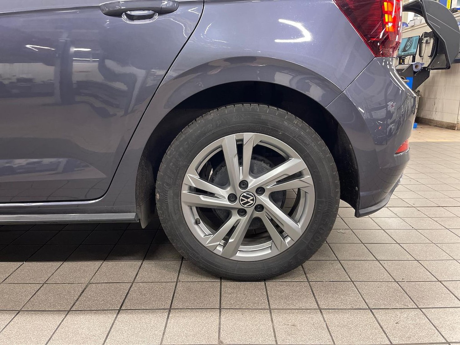 Used Volkswagen Polo 2024 for sale - 76628174: Photo 6