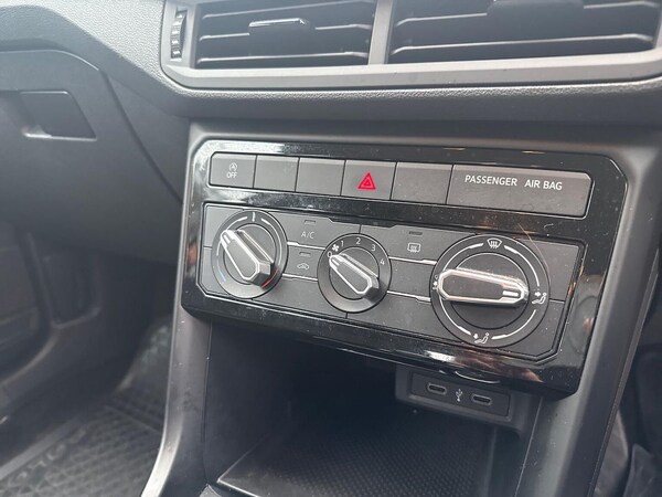 Used Volkswagen T-Cross 2022 for sale - 76287314: Photo 12