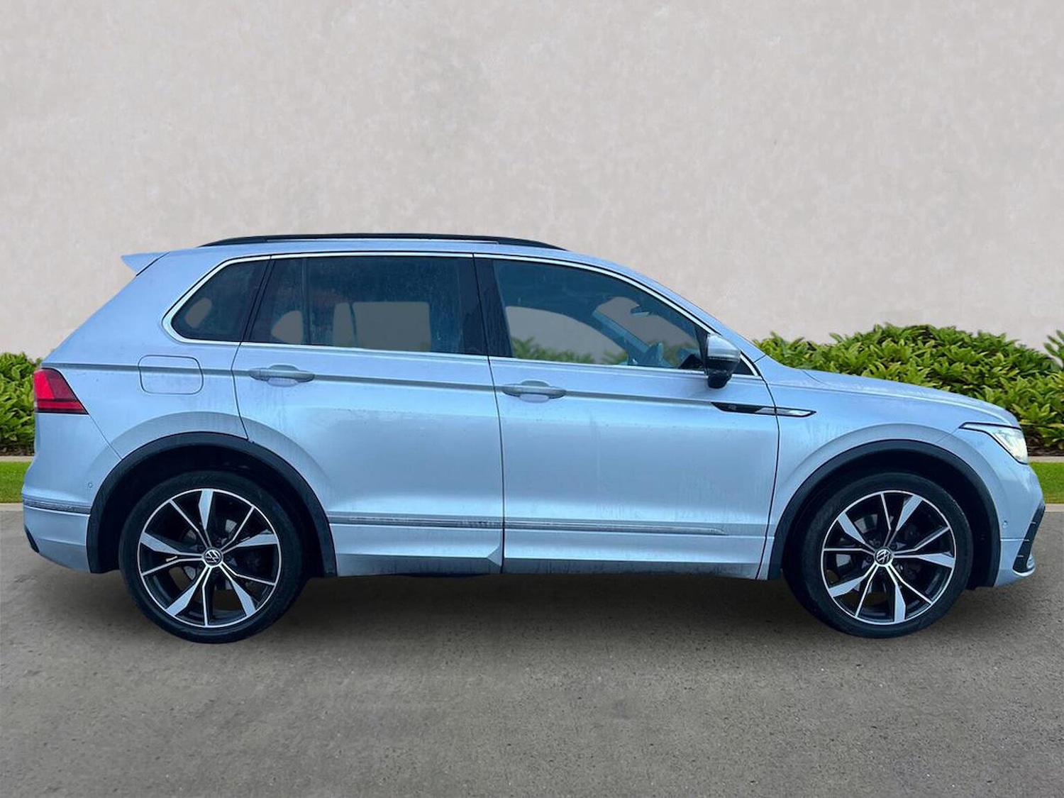 Used Volkswagen Tiguan 2022 for sale - 76791846: Photo 3