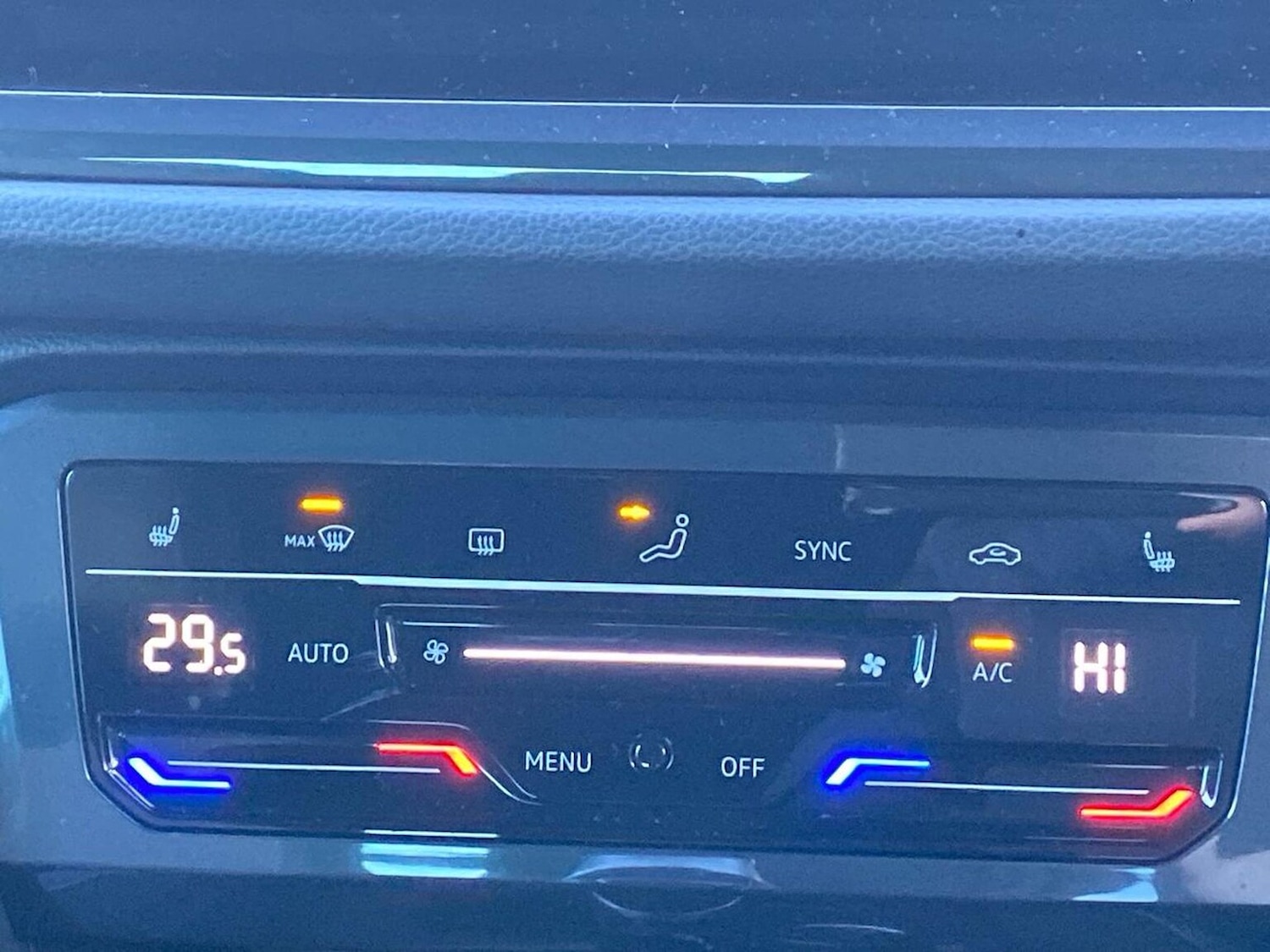 Used Volkswagen Tiguan 2022 for sale - 77872107: Photo 12