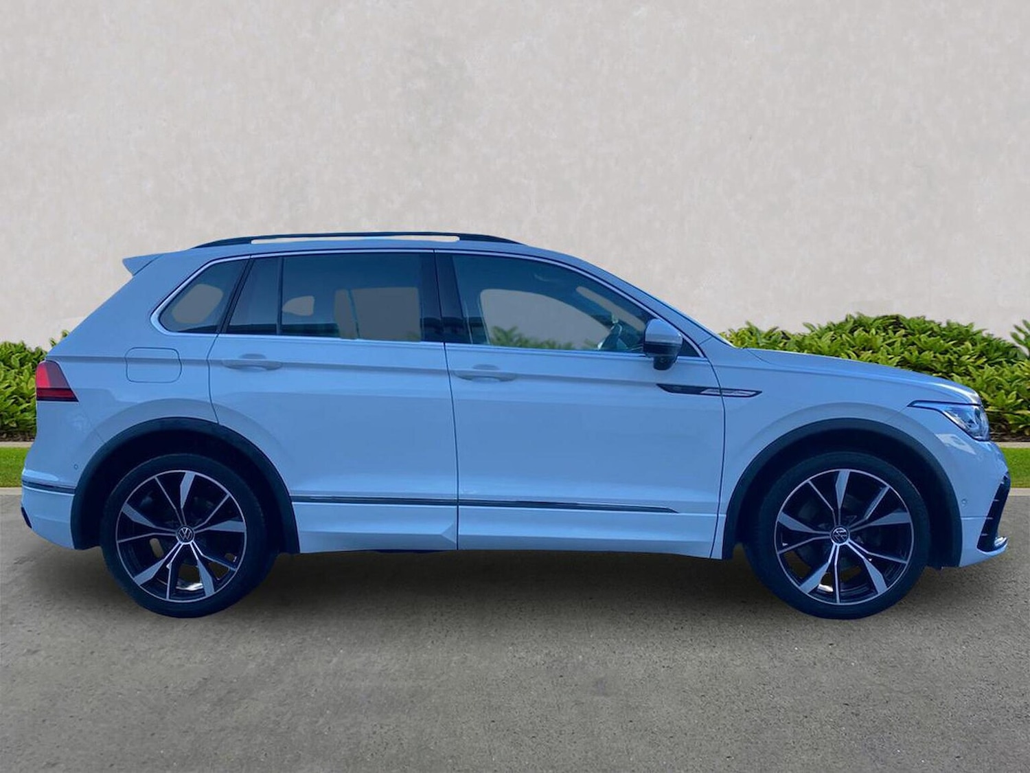Used Volkswagen Tiguan 2022 for sale - 77872107: Photo 3