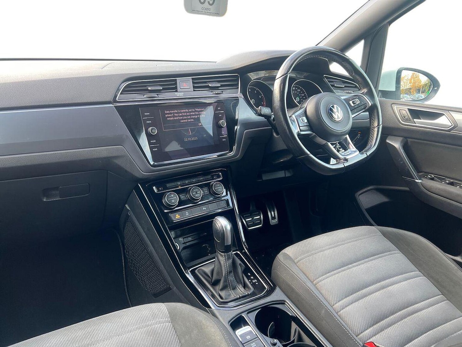 Used Volkswagen Touran 2020 for sale - 76340595: Photo 7