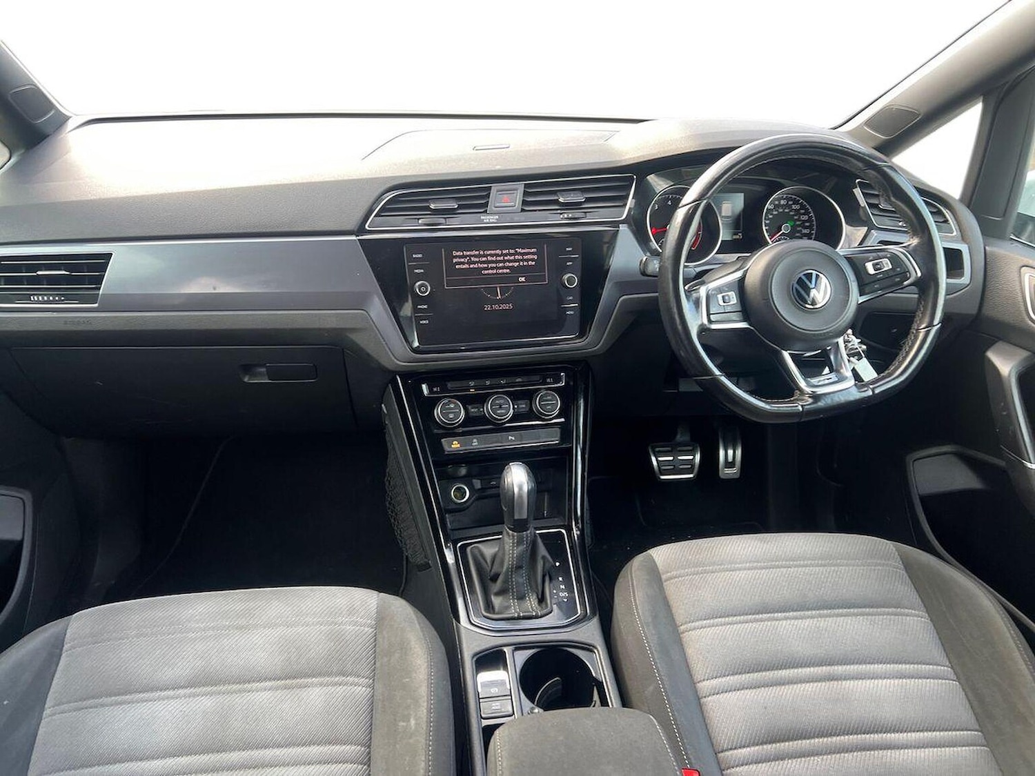 Used Volkswagen Touran 2020 for sale - 76340595: Photo 8