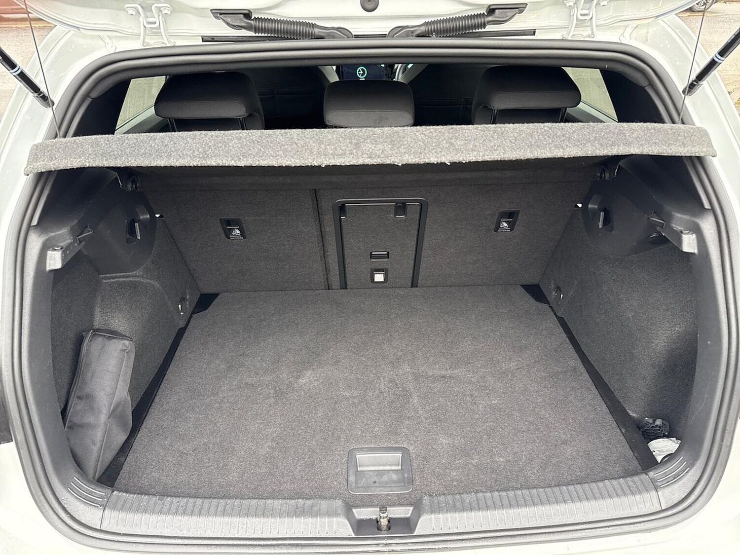 Used Volkswagen Golf 2024 for sale - 78193884: Photo 17