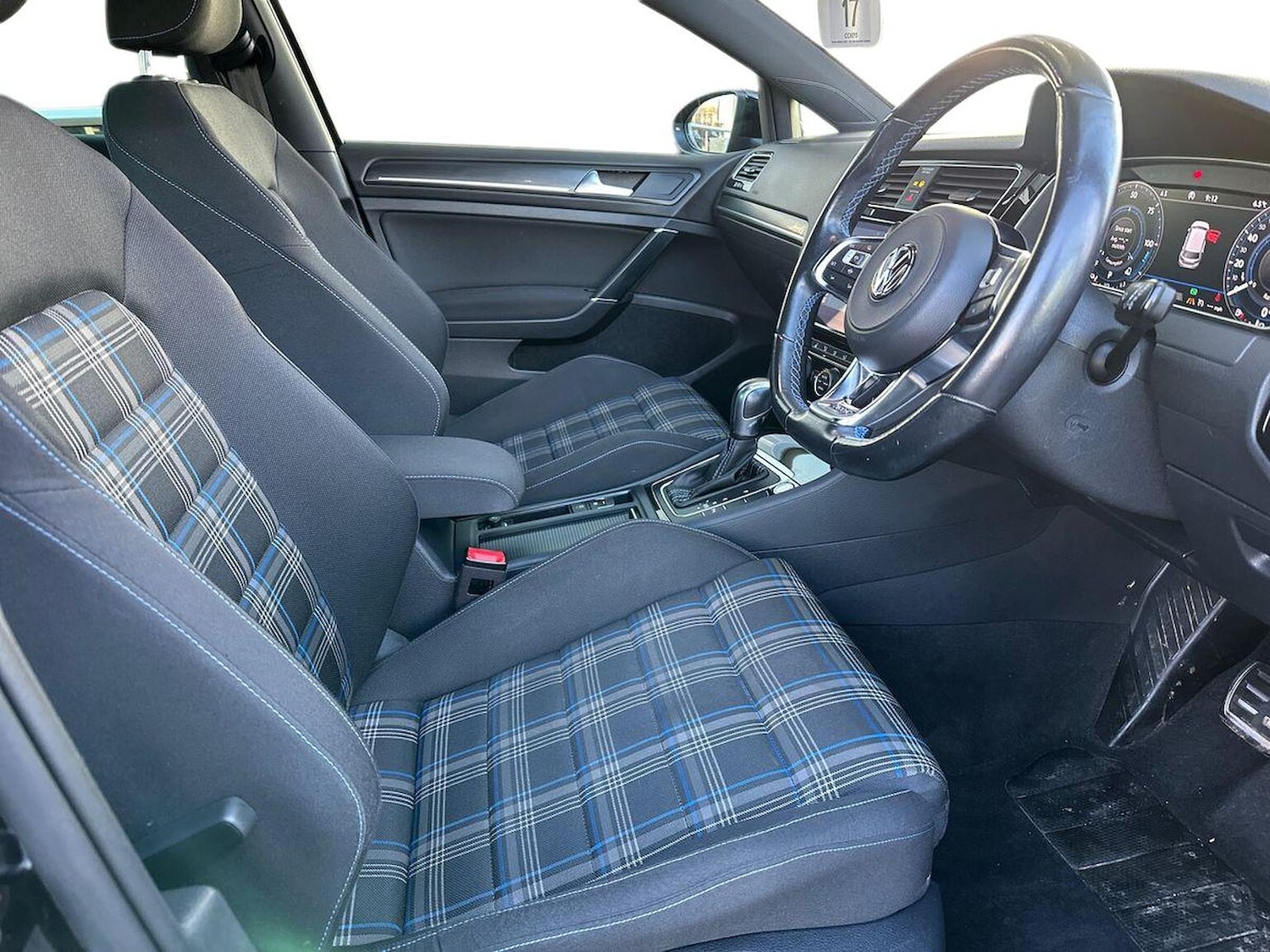 Used Volkswagen Golf 2020 for sale - 77775218: Photo 15