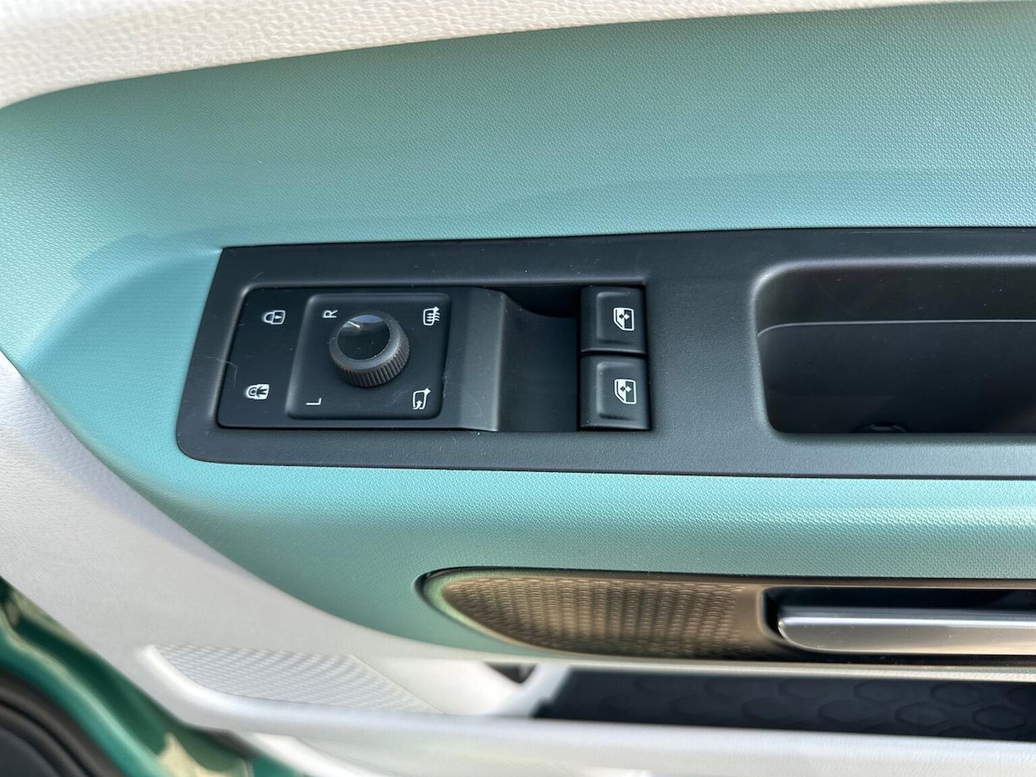 Used Volkswagen ID.Buzz 2024 for sale - 78194008: Photo 21