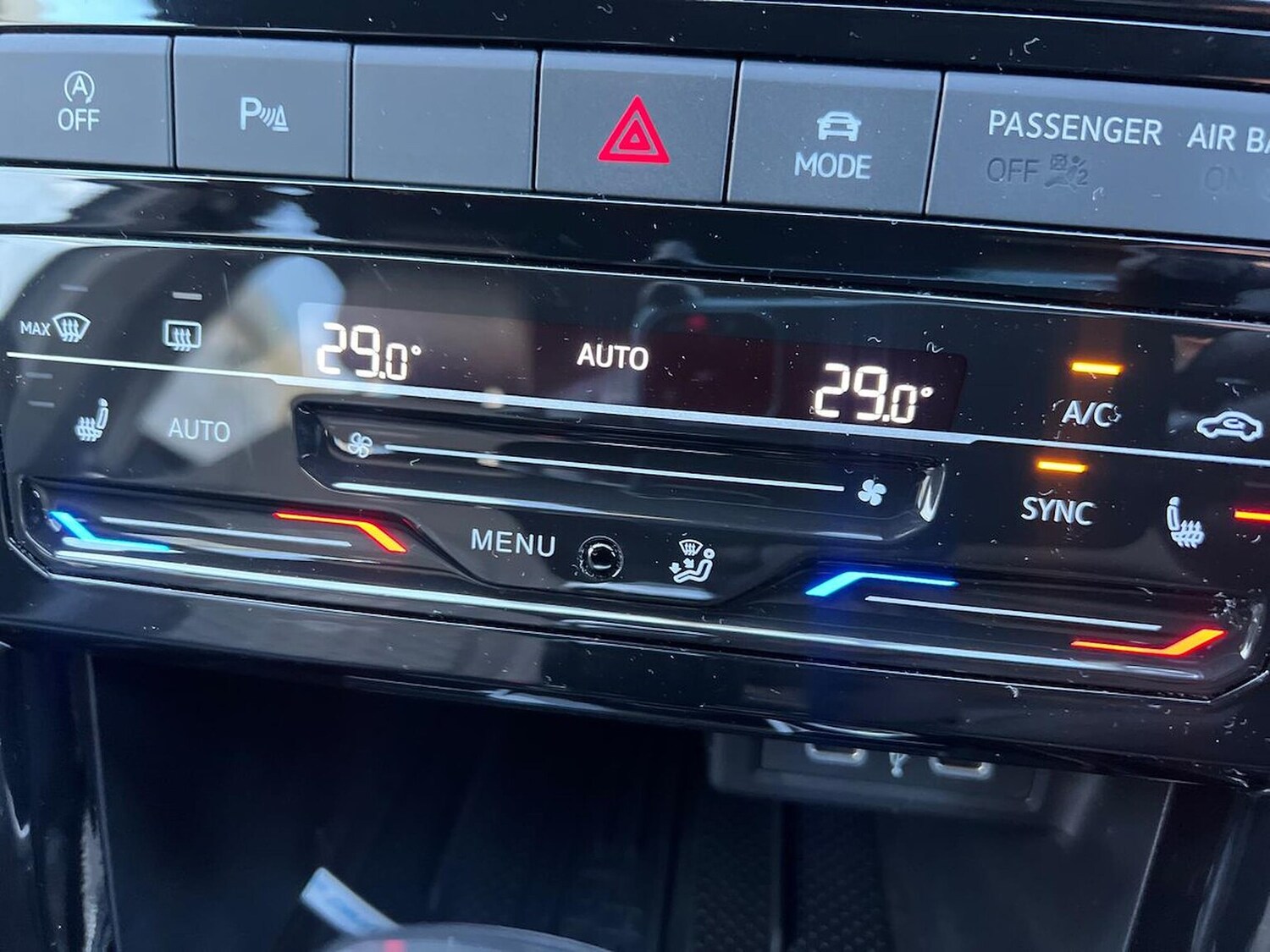 Used Volkswagen T-Cross 2025 for sale - 77487682: Photo 12