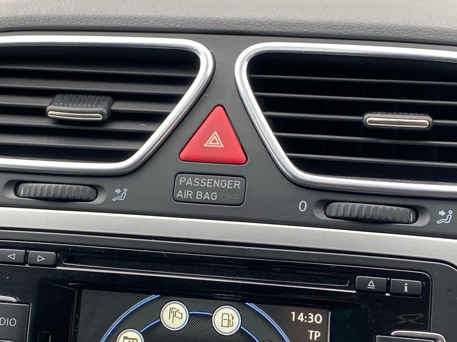 Used Volkswagen Scirocco 2013 for sale - 78194071: Photo 22