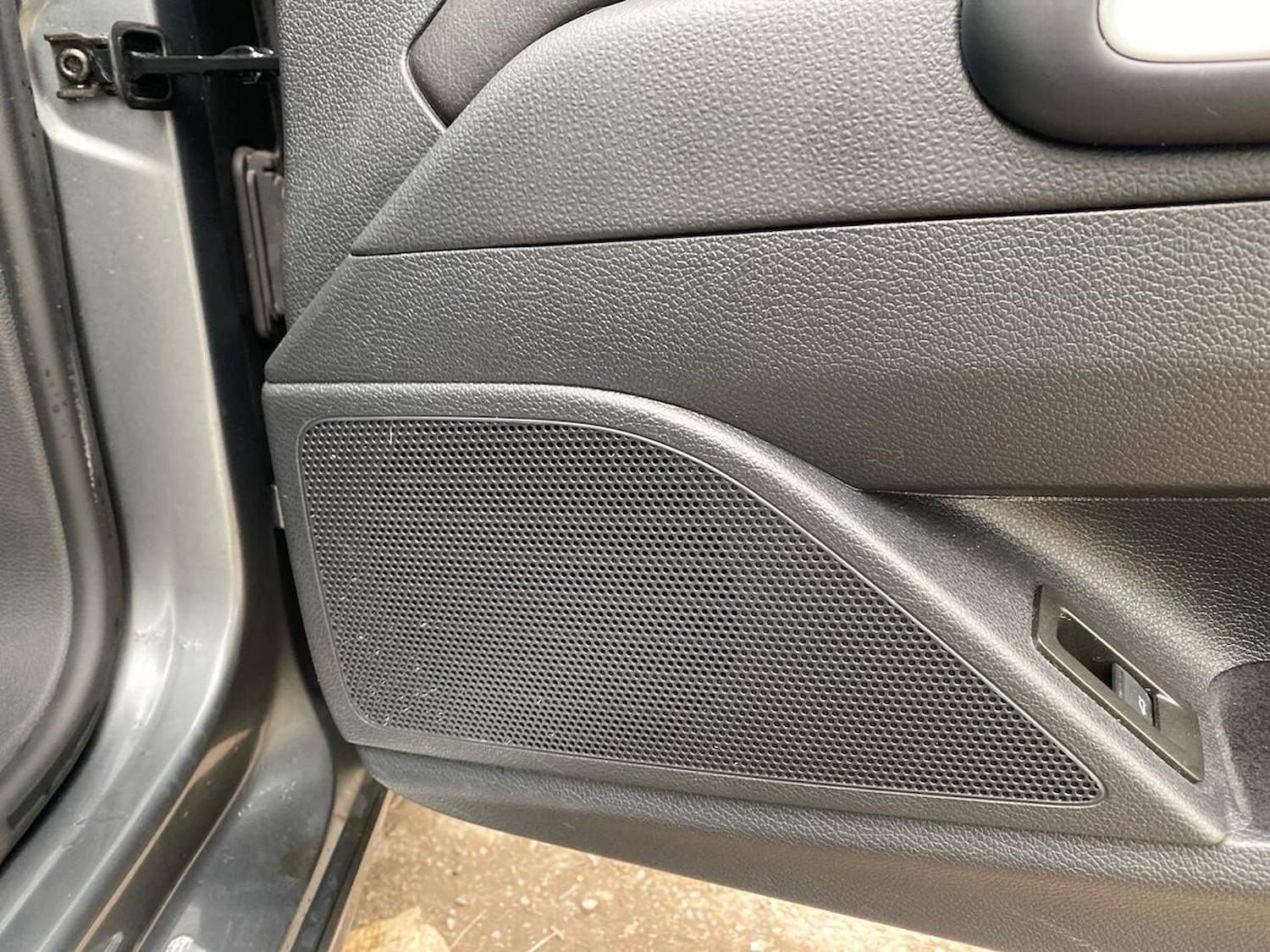 Used Volkswagen Scirocco 2013 for sale - 78194071: Photo 31